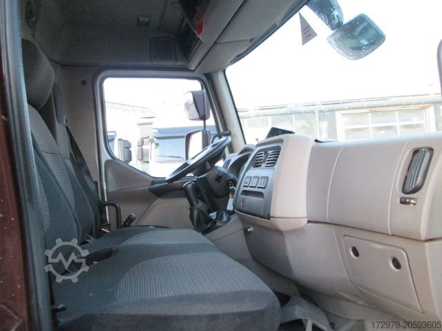 LKW mit Getränkeaufbau DAF LF 180.12 *Getränke-Koffer*107312Km*