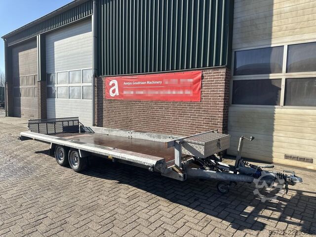   Machinetransporteur - Gebruikt