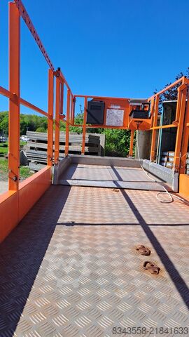 Scissor lift Snorkel S2255RT