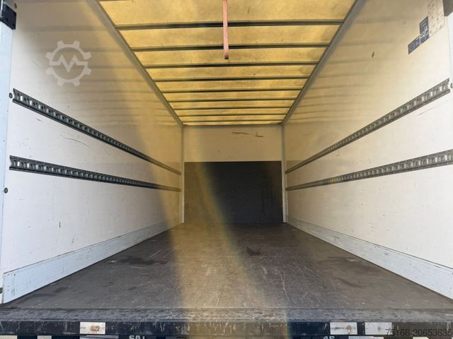 Skriňová dodávka MERCEDES-BENZ ATEGO 818 L Koffer 6,10 m LBW 1 to.*AHK*EURO 6E