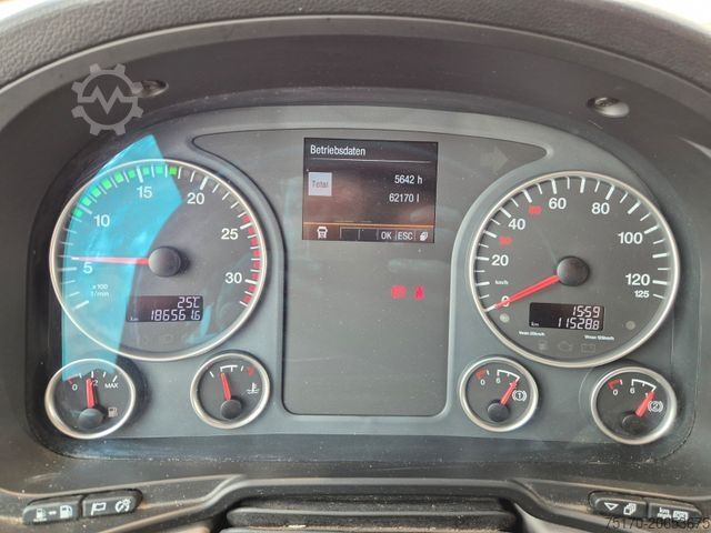 Камион со платформа MAN TGS 26.420 6x2-4 LL Hiab 177K PRO 2 Stück