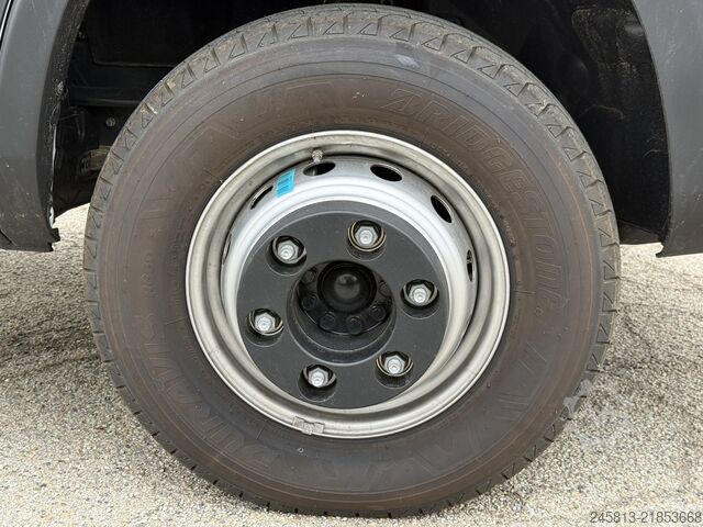 แชสซีรถตู้ Iveco daily 72-180