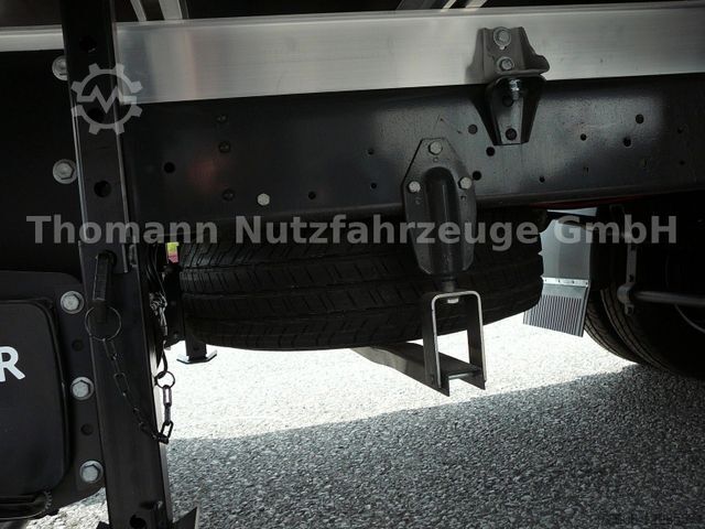 Xe tải thùng bạt phủ rèm IVECO Daily 70C18H Pritsche Plane 1000KG LBW Sofort