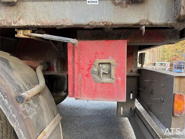 Trailer platform Tyllis L3 3-axle flatbed semi-trailer with side boards Re