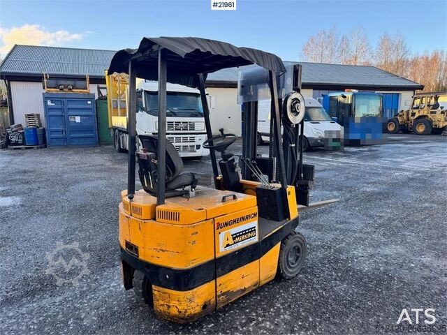 Mesin konstruksi Jungheinrich EFG D1.0 Electric Forklift w/ Charger