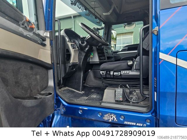 Tractor estándar MAN TGX 18.520 Retarder