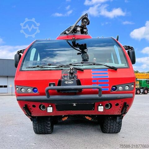 E-One Flugfeldlöschfahrzeug ARFF TITAN HPR 8x8