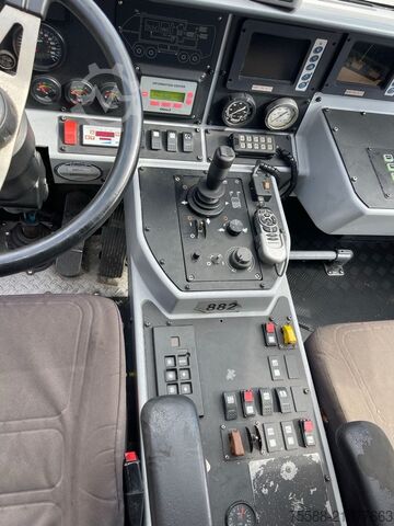  E-One Flugfeldlöschfahrzeug ARFF TITAN HPR 8x8
