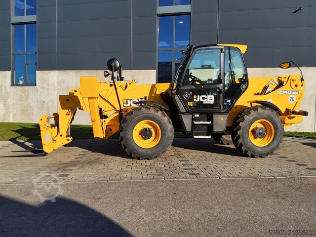 Teleskopiskais manipulators JCB 540-200