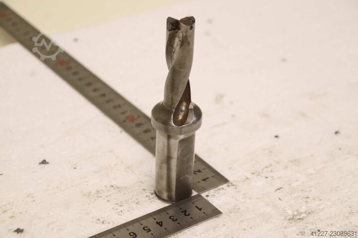  Sandvik Aufnahme Ø25 mm  880-D1750L25-03