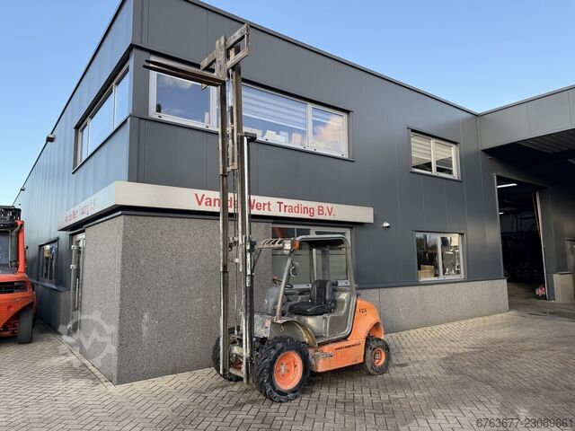  AUSA CH - 150 H Ruwterreinheftruck  Triplo 400 Freelift