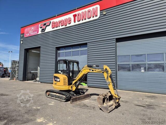  Caterpillar 302.7D