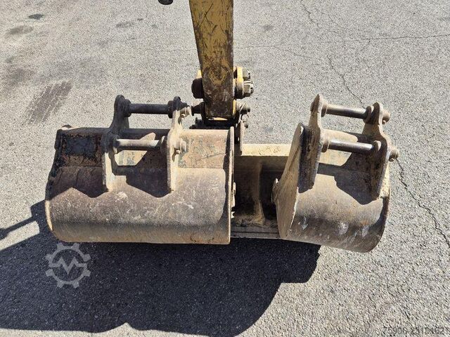  Caterpillar 302.7D