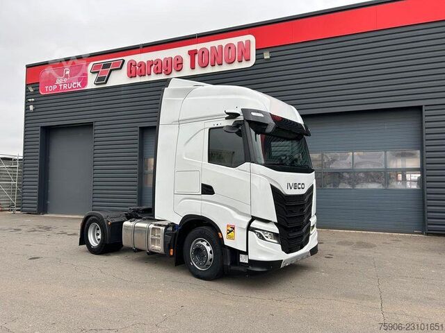  Iveco S-WAY