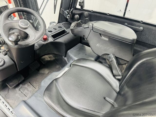 Electric 4-wheel forklift Linde E 20 PL-02 EVO Triplex STVO Kabine ZVG