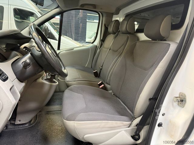 पैनल वैन OPEL Vivaro Kasten/Kombi L1H1 TÜV NEU 2.Hand