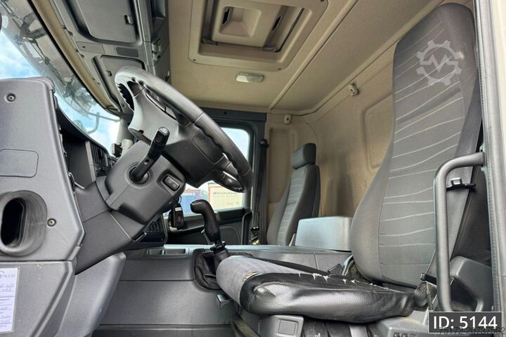 Bạt trượt Scania P230 Day Cab, Euro 5, / Manual / 750x248x260 / ...