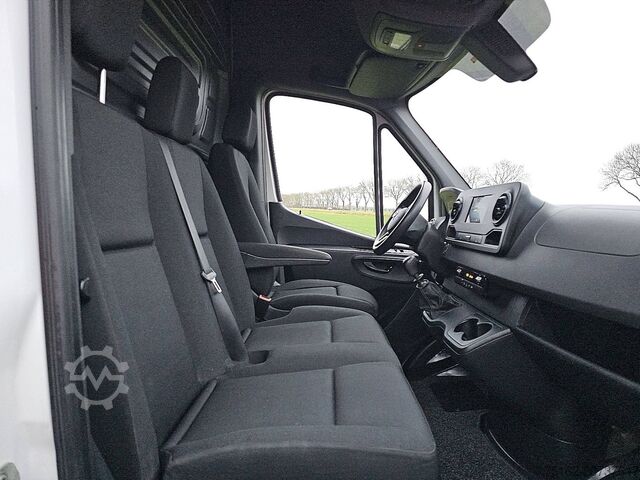 High-roof van MERCEDES-BENZ SPRINTER 315 CDI L2H2 PRO