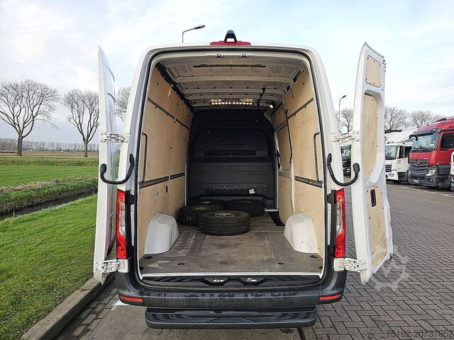 Station wagon con tetto alto MERCEDES-BENZ SPRINTER 316 L2H2 Navi RWD