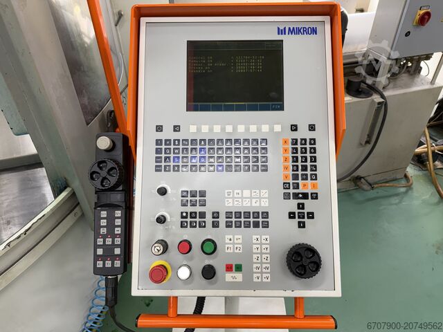 Universal-Bearbeitungszentrum Mikron HSM 400