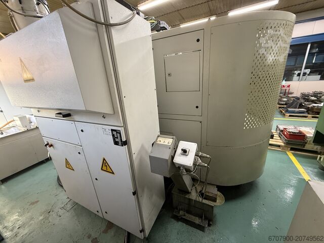 Universal-Bearbeitungszentrum Mikron HSM 400