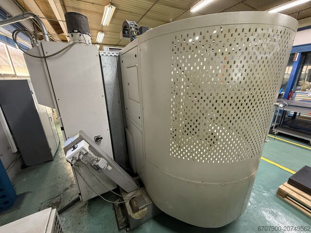 Universal-Bearbeitungszentrum Mikron HSM 400