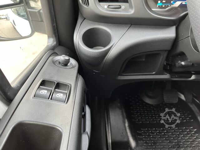 Минибус IVECO Daily 35S18HA8 V Automatik Fahrassist+LED+AHK