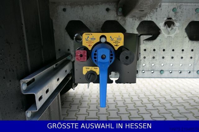 Treler separa terbuka dengan kanvas SCHMITZ CARGOBULL 6to Leergewicht Liftachse XL+Getränke ¤429.-mtl