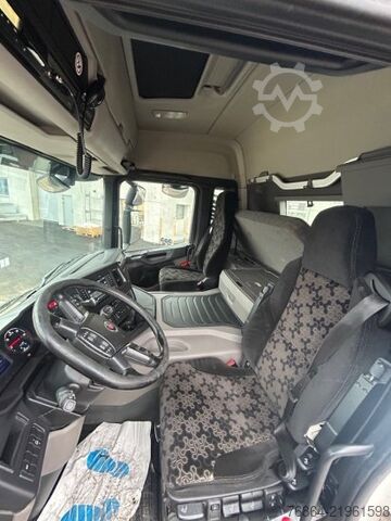 Camion basculante trilateral SCANIA P450 XT ,8X4 MEILLER GESTEINSKIPPER, BORDMATIK,  RETARDER