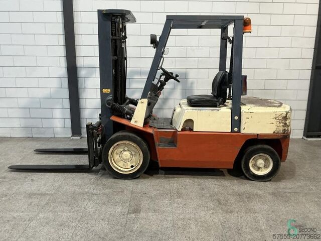 вилочный погрузчик Nissan FJ02A25