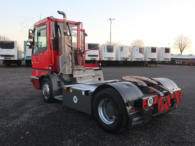 Стандартный седельный тягач Terberg Terberg YT 222 4x2 Rangiermaschine