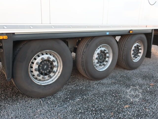 Рефрижераторный полуприцеп Schmitz Cargobull SKO 24 Doppelstock 1.410 h