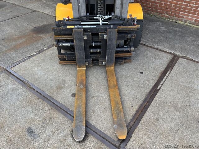 Electric 4-wheel forklift Jungheinrich EFG535K