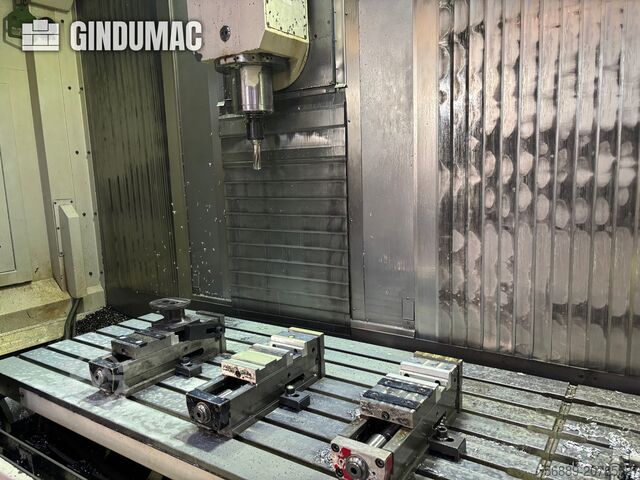 VERTIKALES BEARBEITUNGSZENTRUM Mazak VTC 800/30SR
