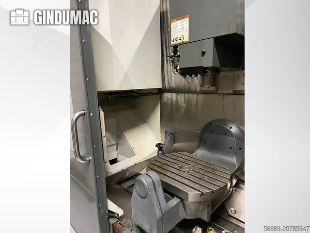 Вертикальні обробні центр HAAS UMC-750