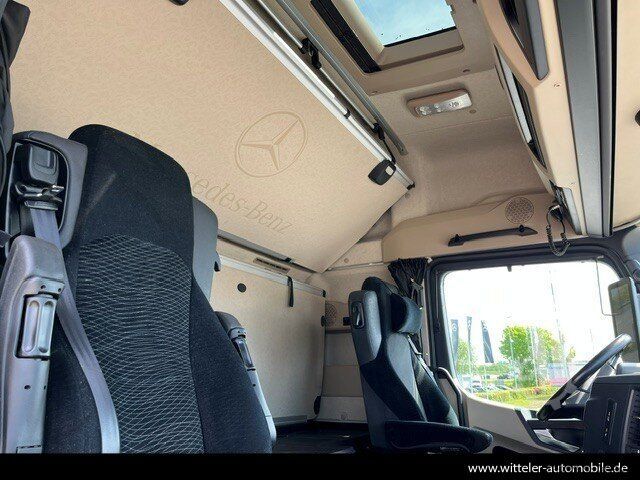 Tractor estándar MERCEDES-BENZ Actros 1851 LS HAD 4x4 Retarder+Xenon+Hydraulik