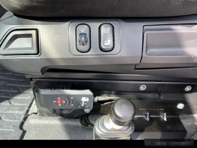 Cabeza tractora MERCEDES-BENZ Actros 1851 LS HAD 4x4 Retarder+Xenon+Hydraulik