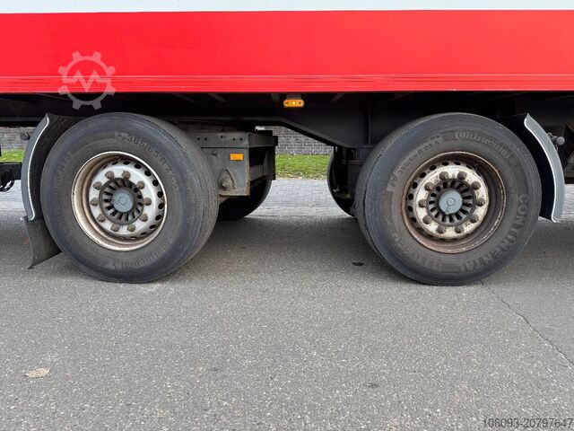 Kufr LAG 2ass gestuurde oplegger