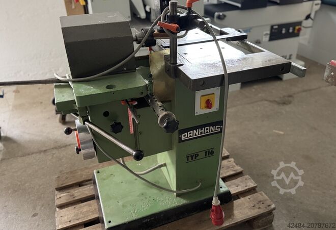 Stroj na vyvrtávání drážek Panhans 116