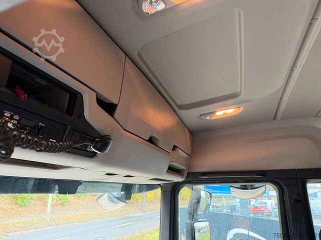 Camion benne SCANIA 460 G XT 8x4 MEILLER Kipper Bordmatik
