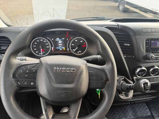 Transporter mit Koffer IVECO Daily 35C16 Koffer Ladebordwand 500kg