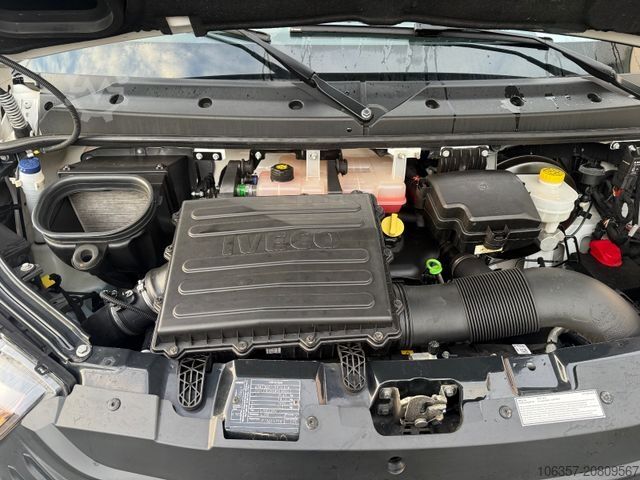 Transporter mit Koffer IVECO Daily 35C16 Koffer Ladebordwand 500kg