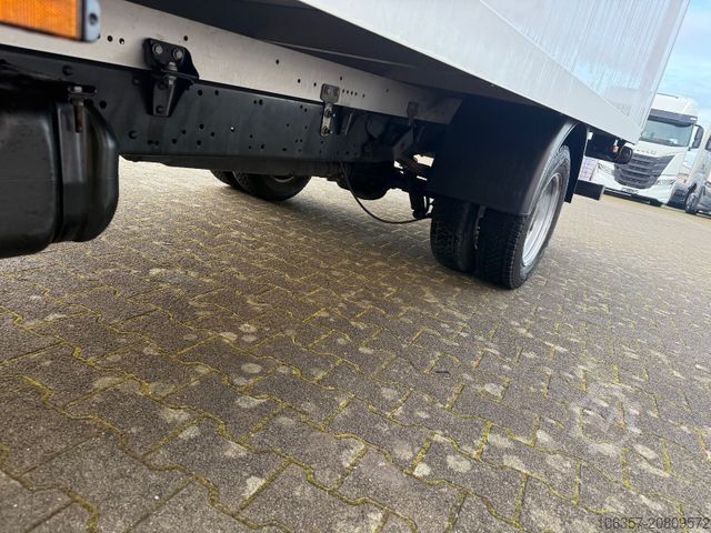 Transporter mit Koffer IVECO Daily 35C16 Koffer Ladebordwand 500kg