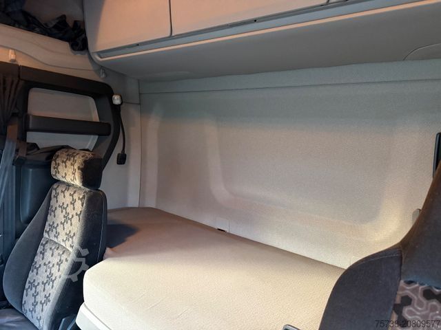 Camião de materiais perigosos SCANIA R500 /Retarder/Kompressor/ADR Gefahrgut/VOLLLUFT