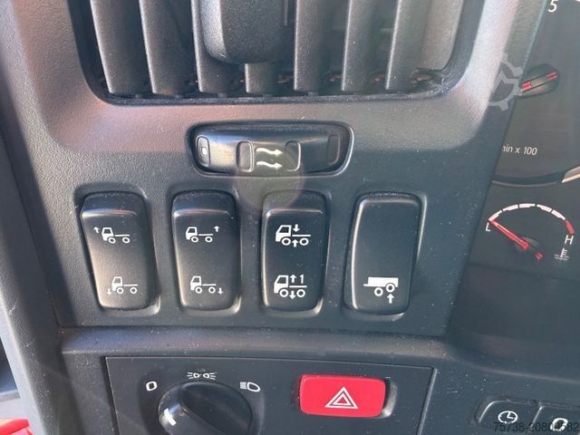 Schwerlast LKW/SZM SCANIA R580 6x4/Retarder/AP Achse/VOLLLUFT/GZG:80000 KG