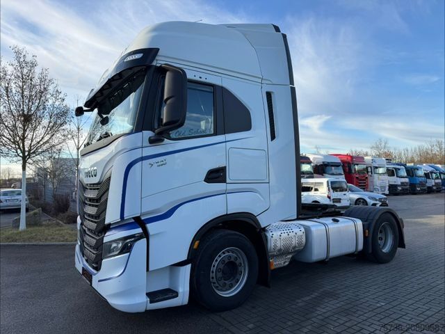Tractora standard IVECO S-Way 480/Intarder/2xTank/Navi/Spoiler