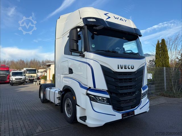Tractora standard IVECO S-Way 480/Intarder/2xTank/Navi/Spoiler