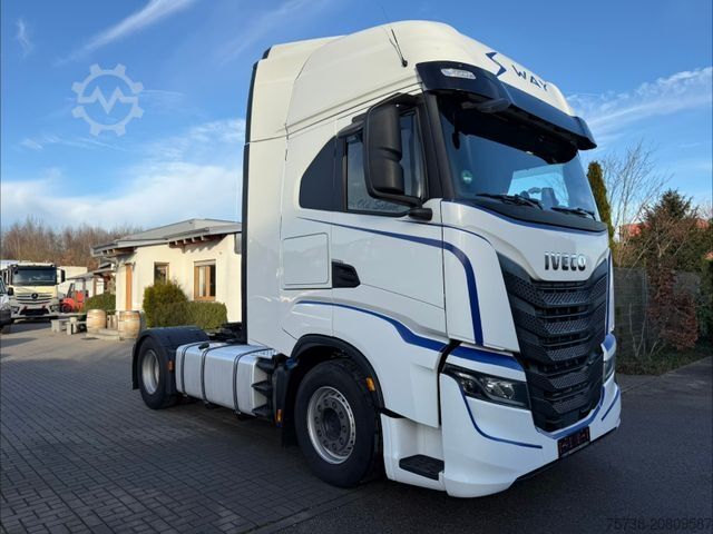 Tractora standard IVECO S-Way 480/Intarder/2xTank/Navi/Spoiler