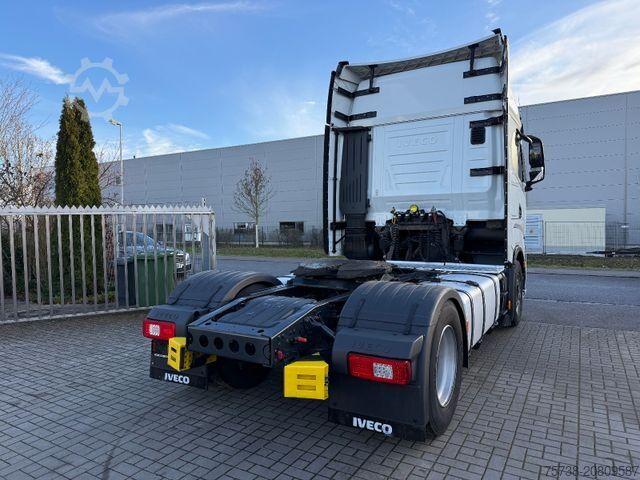 Tractora standard IVECO S-Way 480/Intarder/2xTank/Navi/Spoiler