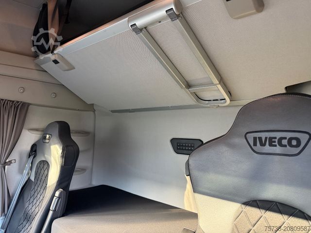 Tractora standard IVECO S-Way 480/Intarder/2xTank/Navi/Spoiler